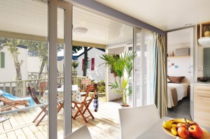 Sabi-Patio-vers-terrasse