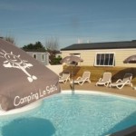 Piscine en camping sur l'ile d'Oléron