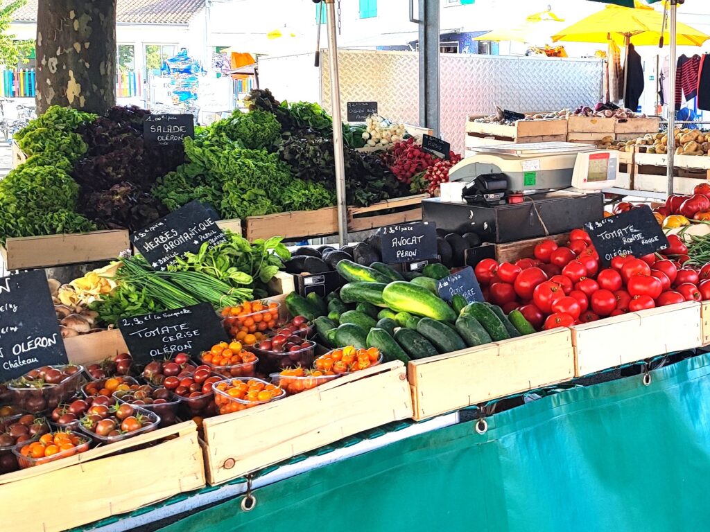 Stand de fruits et légumes de Tamara au marché